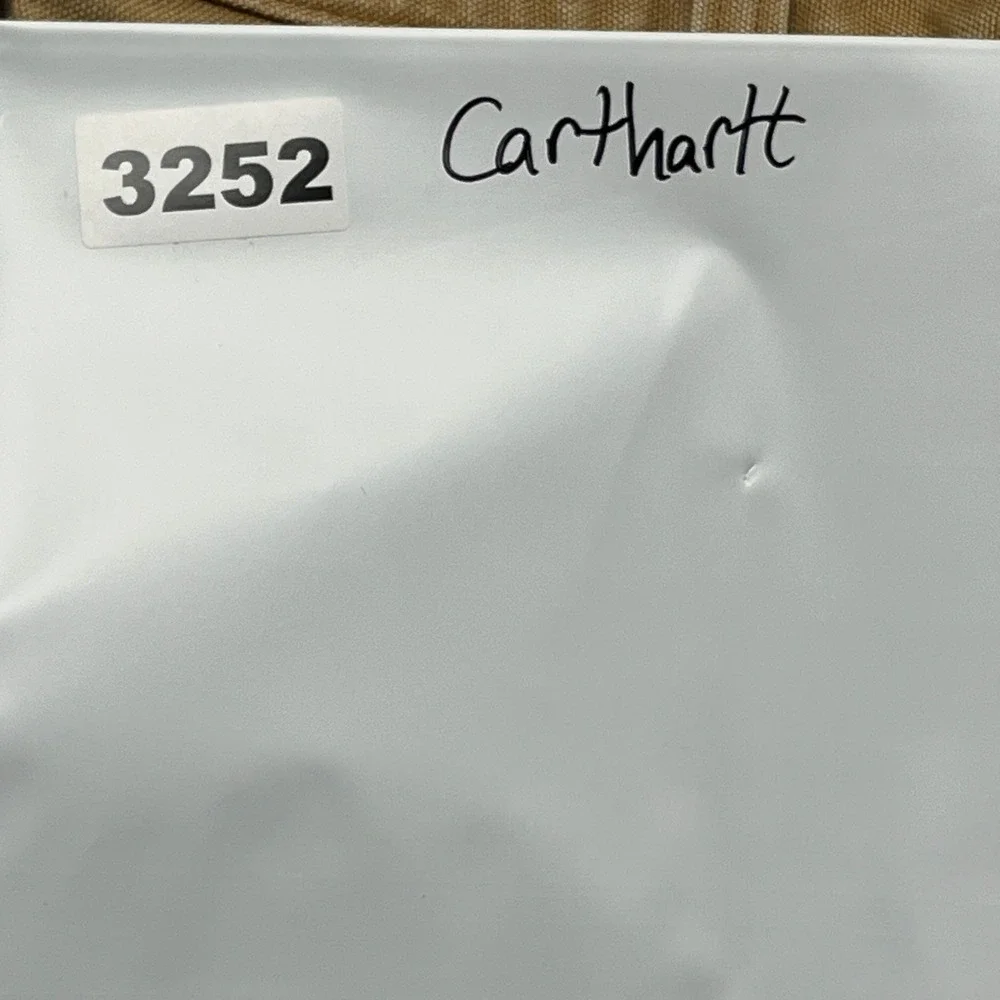 Carhartt there visible